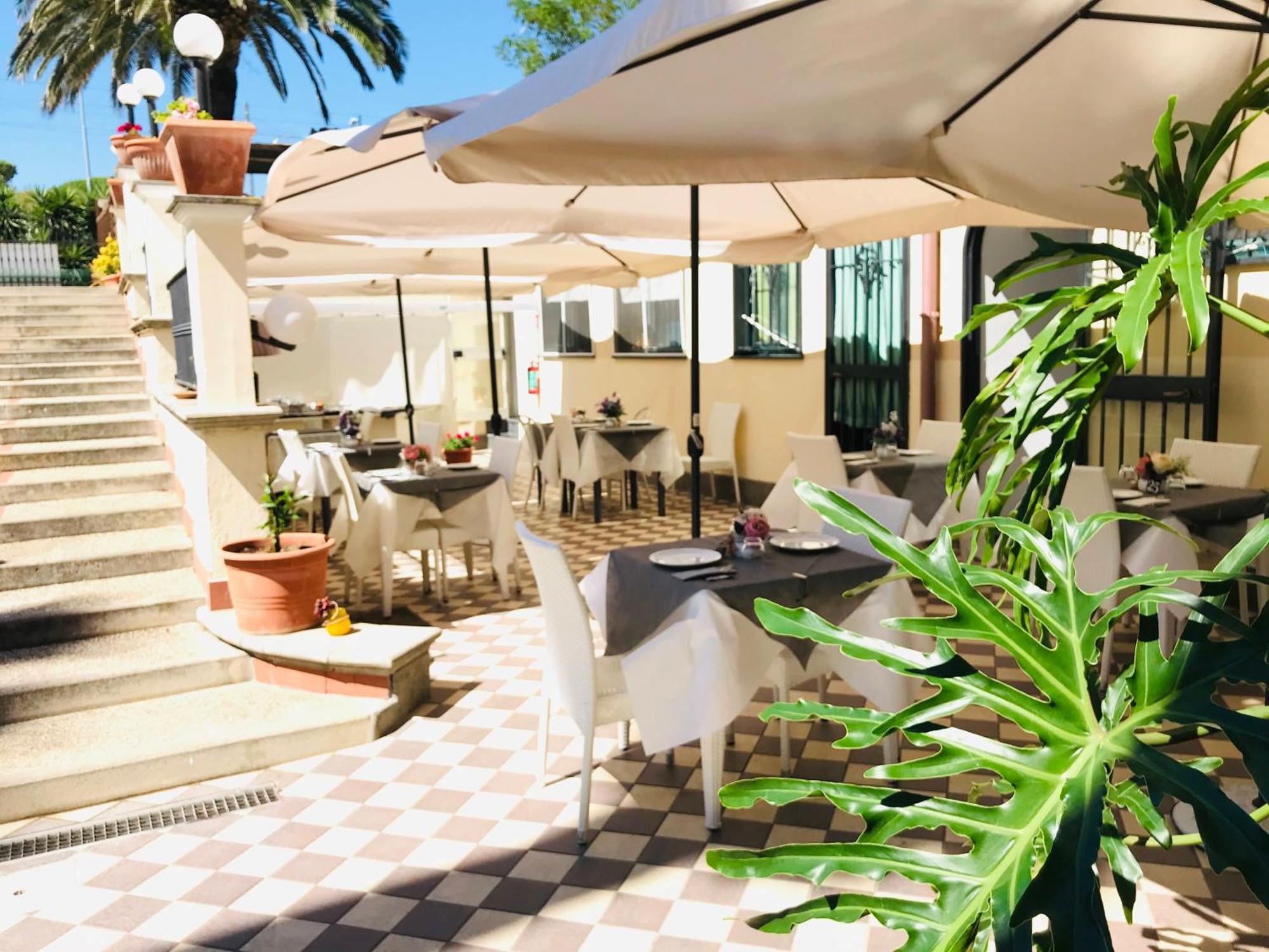 Villino Gregoraci Relais Bed & Breakfast Santa Marinella Bagian luar foto